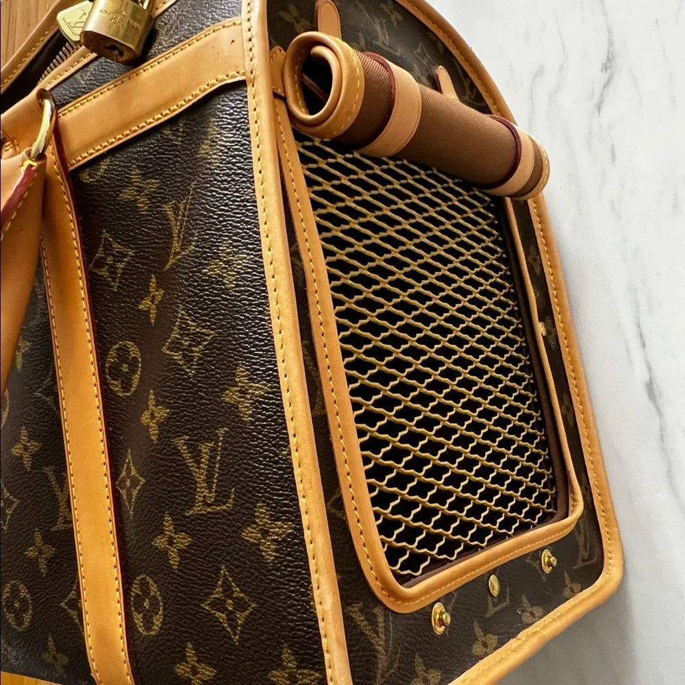 Louis Vuitton Dog Carrier Monogram Canvas 40